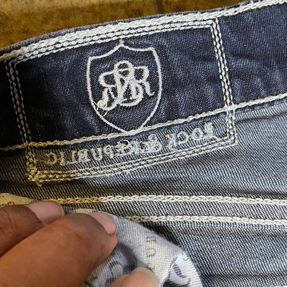 Men’s Rock & Republic blue jeans. 32x32 - Picture 8 of 10